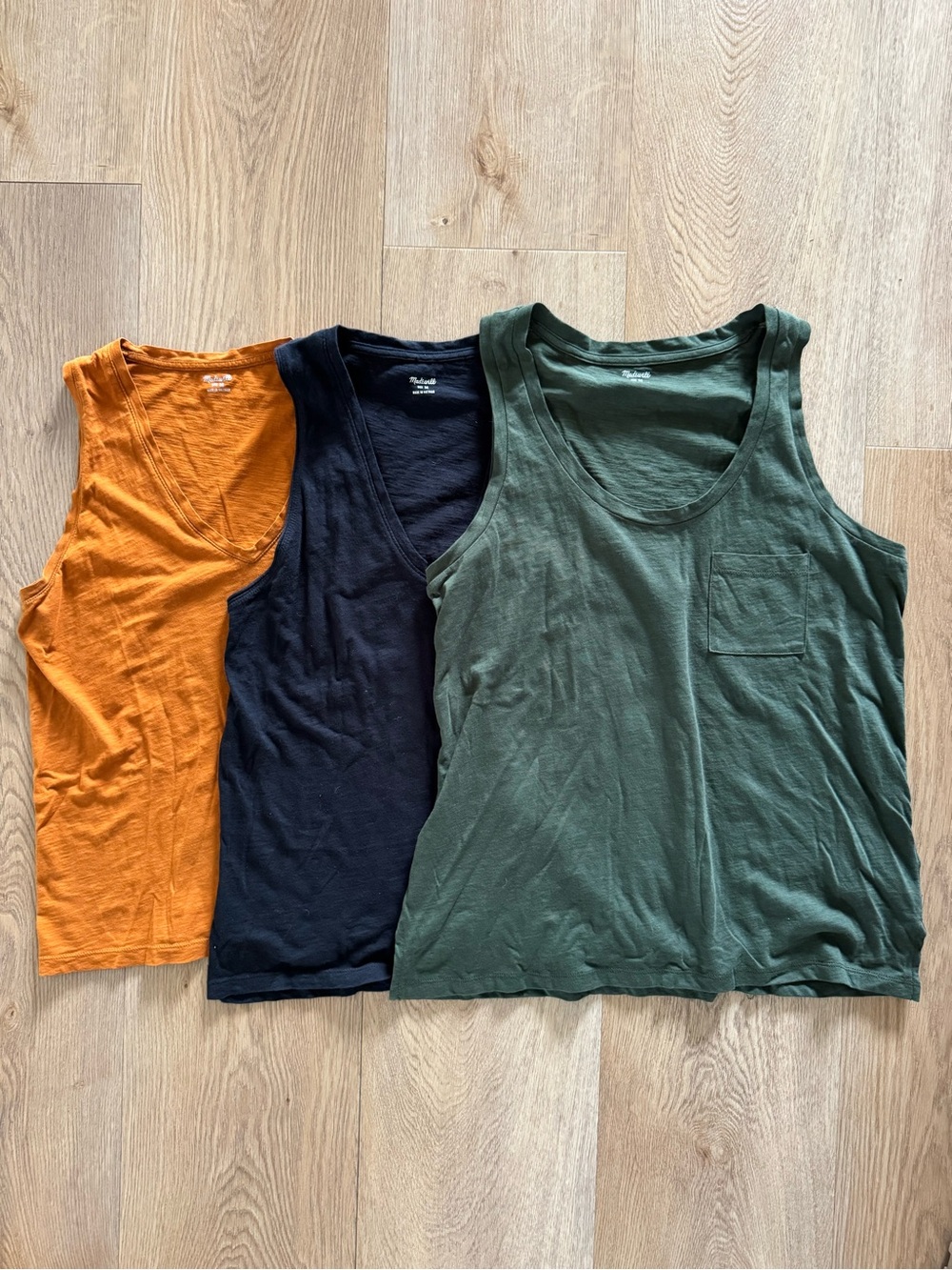 3 Madewell Tank Tops Cotton Mustard NWT Hunter Green Black V Neck Pocket Medium